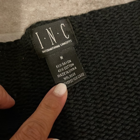 Bundle of 3 sweater tops - Picture 5 of 7